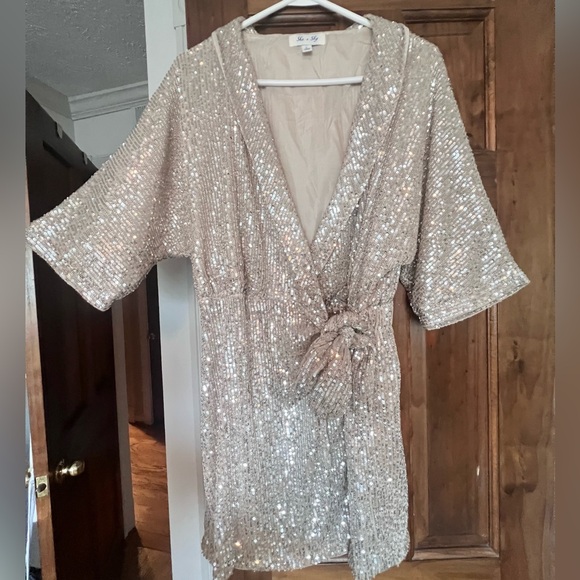 She + Sky Champagne Sequin Romper with Wrap Large - Picture 3 of 15